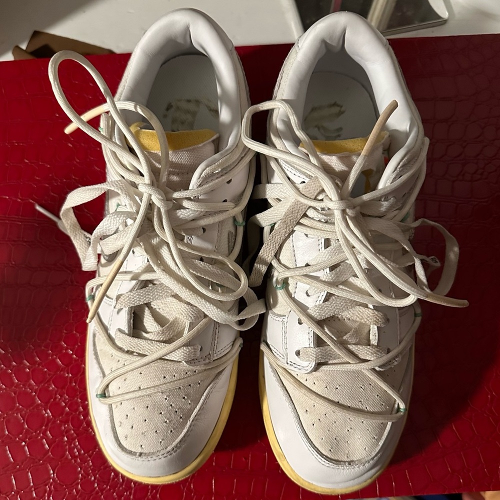 Nike Off-White Low Dunk 01 out of 50 white sneakers - Picture 9 of 13
